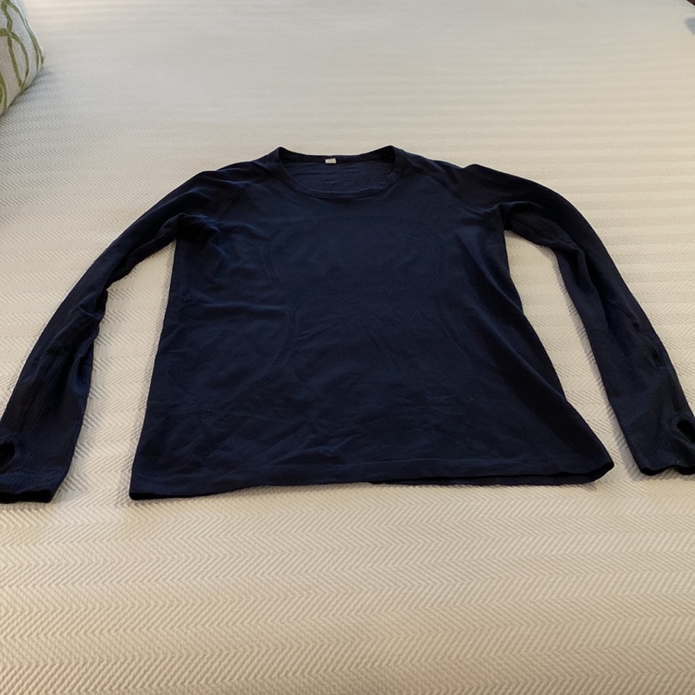 Lululemon Swiftly Tech Long Sleeve Shirt.